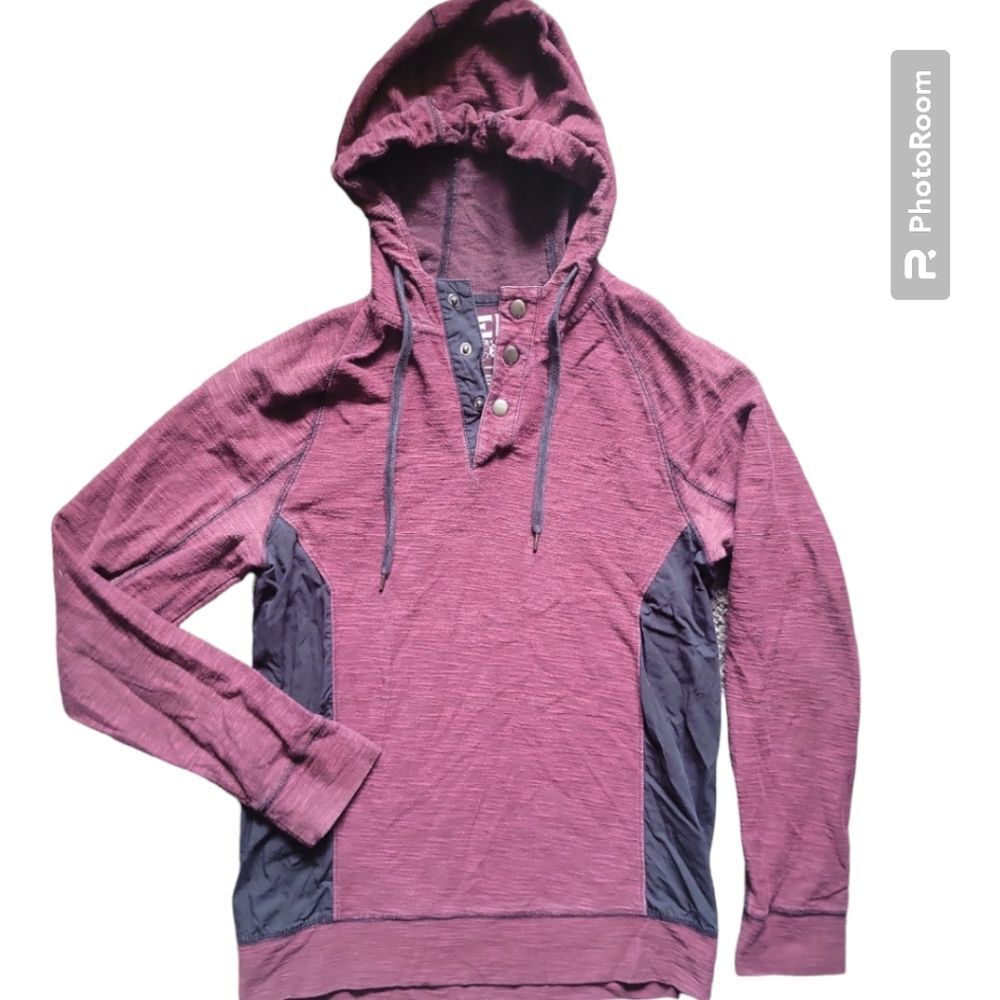 HELIX RED PULLOVER HOODED SHIRT - S